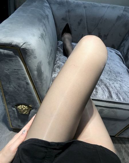 国产美女脱光一区二区_蓝光完整在线观看