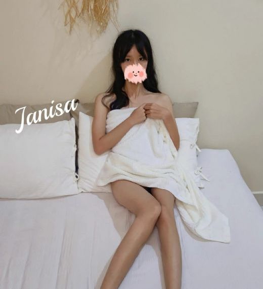 丝袜美女扒开内衣_BD韩语在线观看