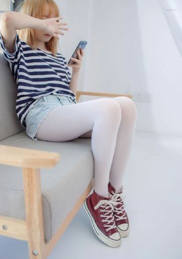老男人与年轻女人性服务_720最新电影在线观看