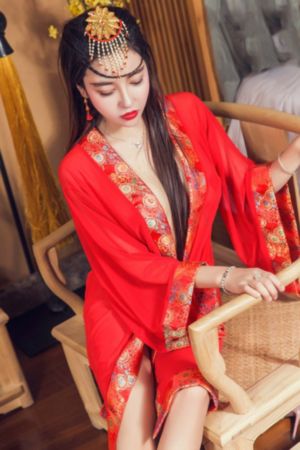 鲜肉老师40集连续剧在哪里看