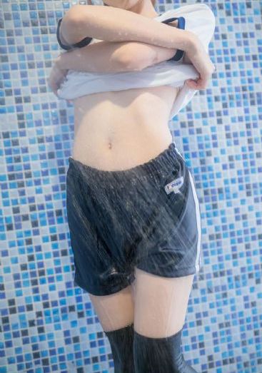 健身房女教练被躁到高潮_4K在线手机播放
