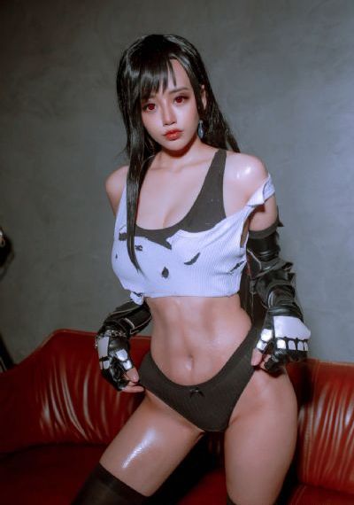 欧美精品乱人伦久久久久久_720超清免费观看