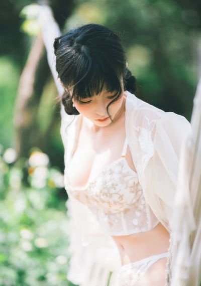 凶猛办公室完整版在线观看_BDBD在线观看