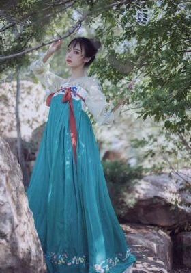 黄片精工厂_BD韩语免费播放
